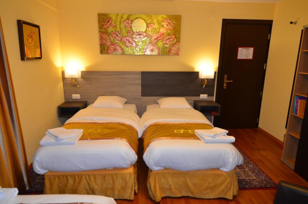Beausite Otel Crissier Oda fotoğraf
